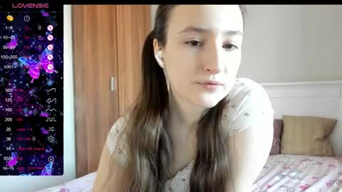 Snapshot of pingviluly chatting on 10/25/25, 06:32 pingviluly online show from 10/25/25, 06:32