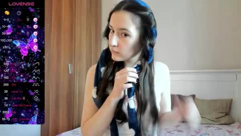 Snapshot of pingviluly chatting on 11/16/25, 07:03 pingviluly online show from 11/16/25, 07:03