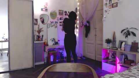 Sony online show from 10/24/25, 05:20