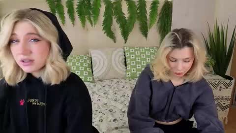 Adele online show from 10/02/25, 08:43