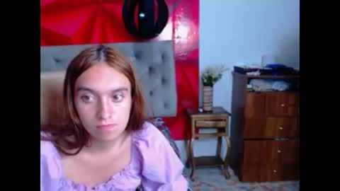 Snapshot of pinkiandsalome chatting on 10/22/25, 02:34 SamuelAndSofy online show from 10/22/25, 02:34