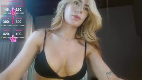 Pinkilola online show from 02/14/25, 01:56