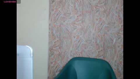 pinknjuicyx online show from 12/21/24, 10:06
