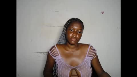 Snapshot of pinkykiki_247 chatting on 11/15/25, 09:39 pinkykiki_247 online show from 11/15/25, 09:39