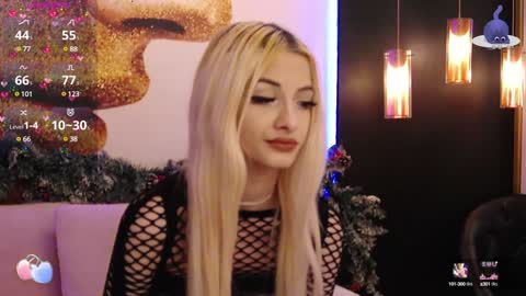 Pinky online show from 12/30/24, 01:48