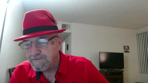 Snapshot of pipewizard chatting on 01/14/25, 12:54 pipewizard online show from 01/14/25, 12:54