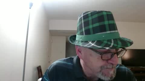Snapshot of pipewizard chatting on 01/16/25, 11:37 pipewizard online show from 01/16/25, 11:37