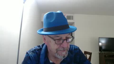 Snapshot of pipewizard chatting on 01/27/25, 12:01 pipewizard online show from 01/27/25, 12:01