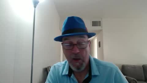 Snapshot of pipewizard chatting on 09/09/25, 10:42 pipewizard online show from 09/09/25, 10:42