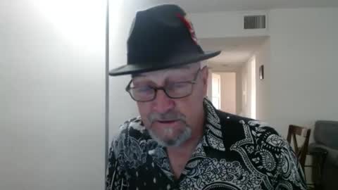 Snapshot of pipewizard chatting on 09/18/25, 10:56 pipewizard online show from 09/18/25, 10:56