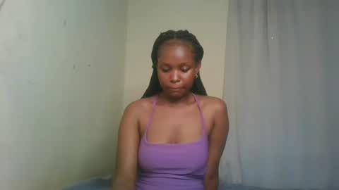 Snapshot of pixie_roman chatting on 12/10/24, 10:17 Majesty online show from 12/10/24, 10:17
