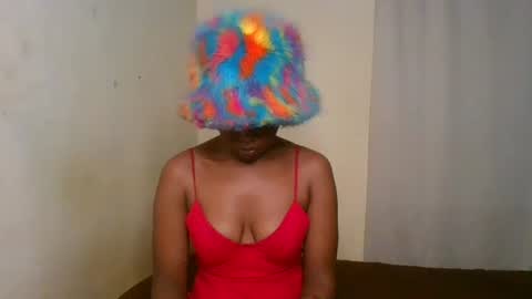 Snapshot of pixie_roman chatting on 02/13/25, 04:54 Majesty online show from 02/13/25, 04:54
