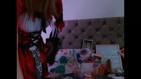 pixiehole4u online show from 10/09/25, 10:02