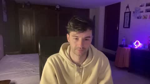 placebo14 online show from 01/25/25, 06:24