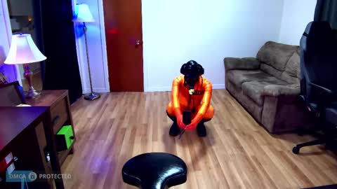 plasticme online show from 11/19/25, 07:03