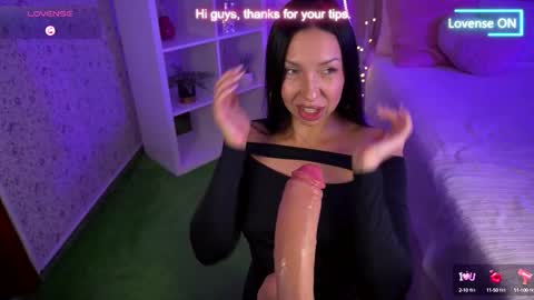 Lora online show from 10/12/25, 02:49