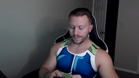 Snapshot of player2pawns chatting on 11/04/25, 04:22 Player online show from 11/04/25, 04:22