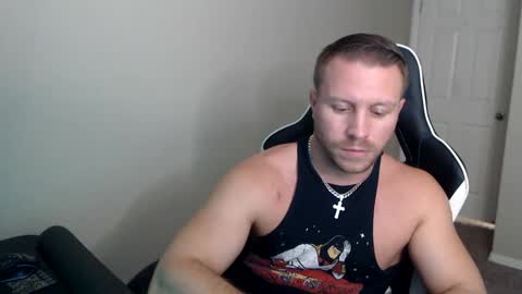 Snapshot of player2pawns chatting on 11/14/25, 10:07 Player online show from 11/14/25, 10:07