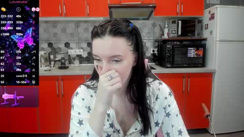 Masha online show from 01/08/25, 02:57