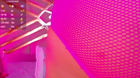 Scarlett  online show from 10/14/25, 11:16