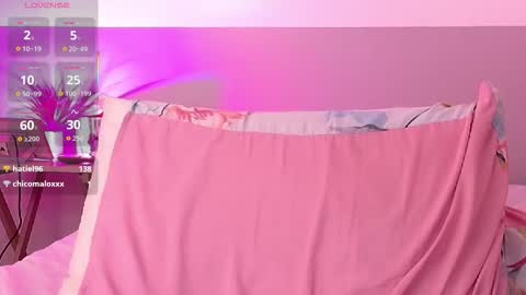 Scarlett  online show from 11/12/25, 10:20