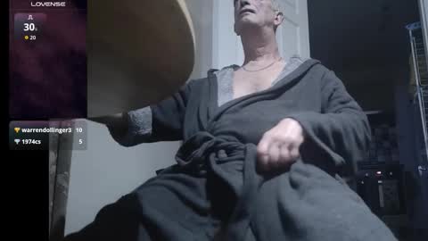 Play Me online show from 10/12/25, 05:06