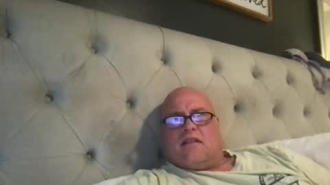 Snapshot of playtime2020 chatting on 10/31/25, 03:13 playtime2020 online show from 10/31/25, 03:13