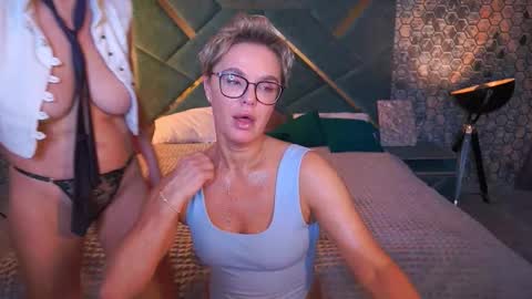 Ira brunette and Vika blonde online show from 10/26/25, 01:39