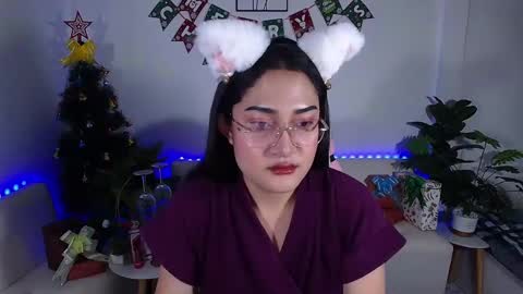 Ploysai online show from 12/20/24, 10:05