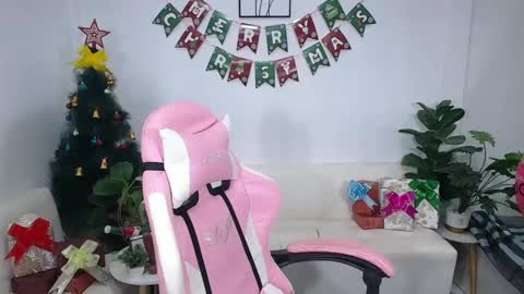 Ploysai online show from 12/24/24, 07:06