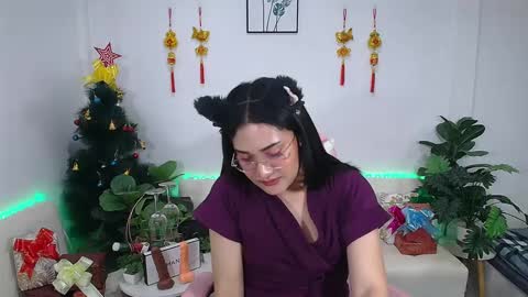 Ploysai online show from 01/15/25, 03:29