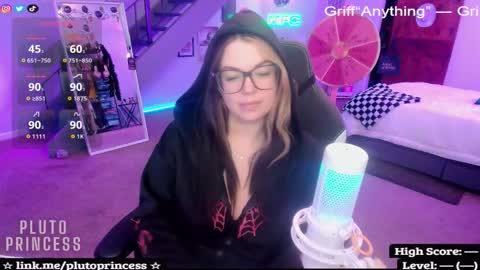 Pluto Princess online show from 11/20/25, 03:39