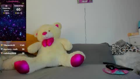 Snapshot of pocahontas_d chatting on 11/07/25, 01:55 catalina online show from 11/07/25, 01:55