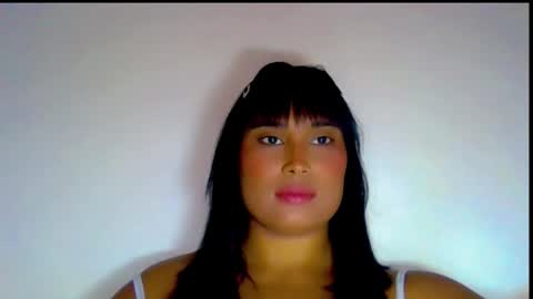 Snapshot of pocahontasexxy chatting on 09/27/25, 09:25 DaniellaBaby online show from 09/27/25, 09:25