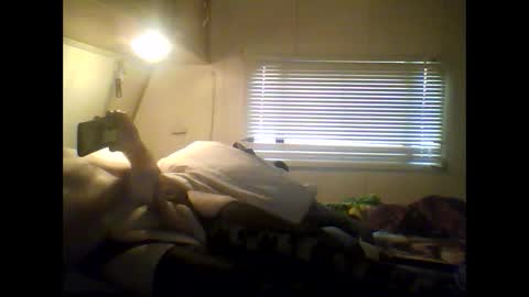 Snapshot of podzimek chatting on 01/28/25, 07:53 podzimek online show from 01/28/25, 07:53