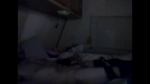 Snapshot of podzimek chatting on 02/16/25, 10:21 podzimek online show from 02/16/25, 10:21