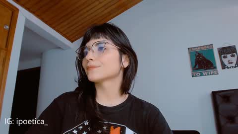 IG ipoetica  online show from 12/30/24, 06:27