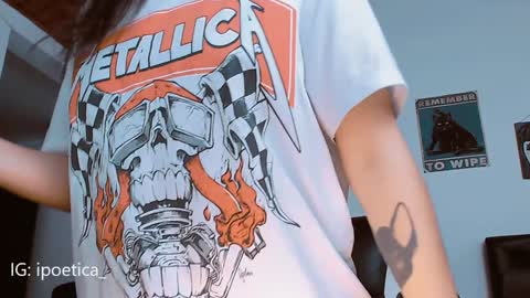 IG ipoetica  online show from 01/28/25, 12:11