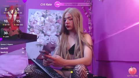 Snapshot of poison__luna chatting on 12/07/24, 11:51 Luna online show from 12/07/24, 11:51