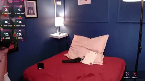 Snapshot of poison__luna chatting on 03/05/25, 04:35 Luna online show from 03/05/25, 04:35