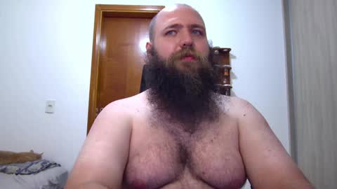 Snapshot of polar_bear91 chatting on 02/07/25, 06:24 Bear online show from 02/07/25, 06:24