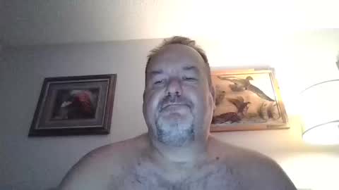 Snapshot of polarisman74 chatting on 10/15/25, 04:56 polarisman74 online show from 10/15/25, 04:56