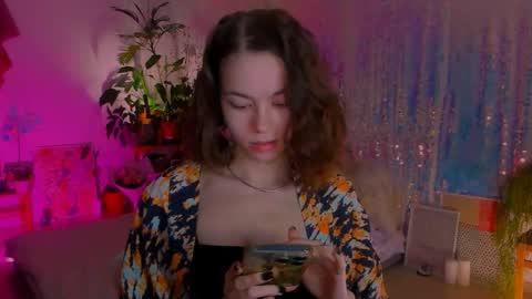 Snapshot of poli__ chatting on 01/12/25, 08:36 Martha online show from 01/12/25, 08:36