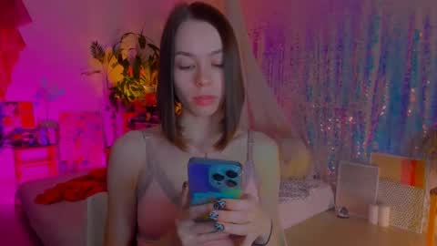 Snapshot of poli__ chatting on 03/12/25, 10:28 Martha online show from 03/12/25, 10:28