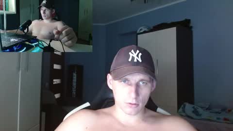 Poliglot online show from 10/18/25, 10:54