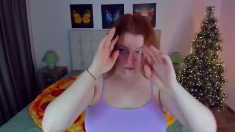 Snapshot of polinasallivan chatting on 12/20/24, 05:29 Polina online show from 12/20/24, 05:29
