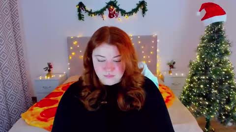 Snapshot of polinasallivan chatting on 12/24/24, 09:17 Polina online show from 12/24/24, 09:17