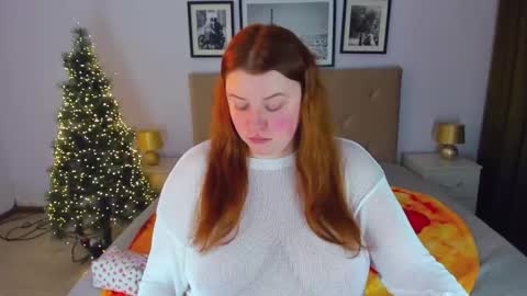 Snapshot of polinasallivan chatting on 12/27/24, 07:46 Polina online show from 12/27/24, 07:46