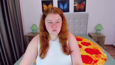 Snapshot of polinasallivan chatting on 01/15/25, 05:05 Polina online show from 01/15/25, 05:05