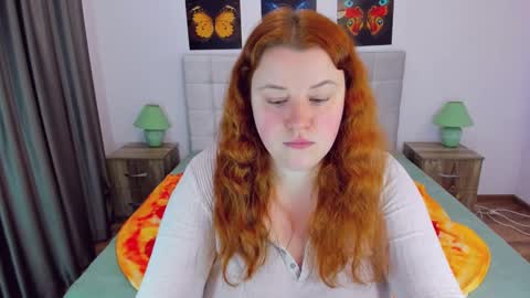 Snapshot of polinasallivan chatting on 01/17/25, 11:49 Polina online show from 01/17/25, 11:49